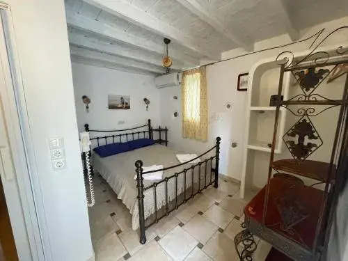 Burgos Barrio Naxos