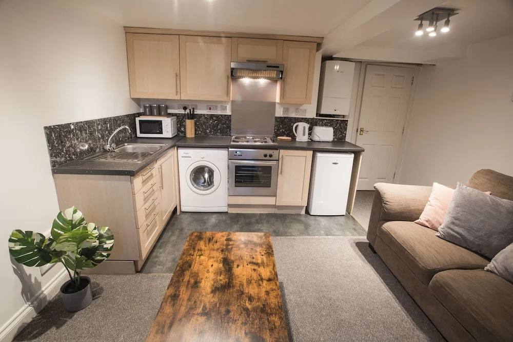 Short Stay Bristol - Warden Apartment