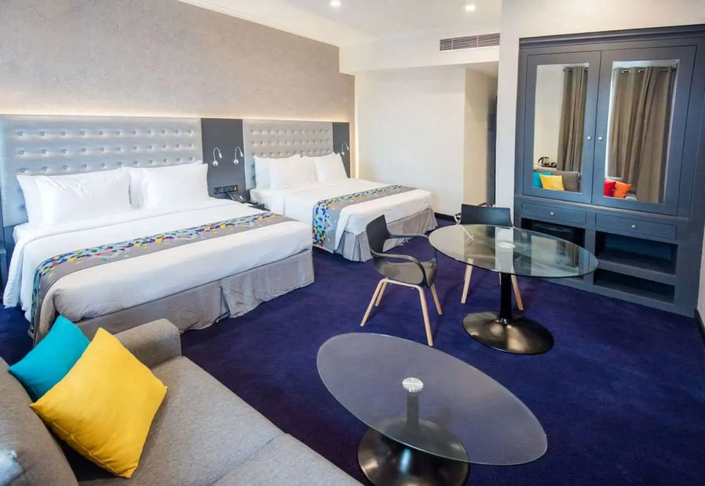 Fairway Colombo - Sri Lankas First Hotel With Robot Technology