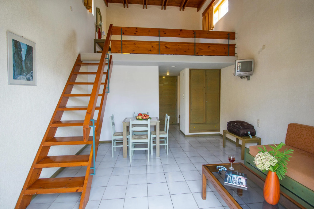 Lycasti Maisonettes