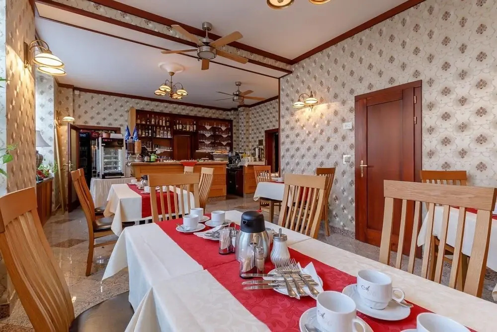 Hotel Alfred