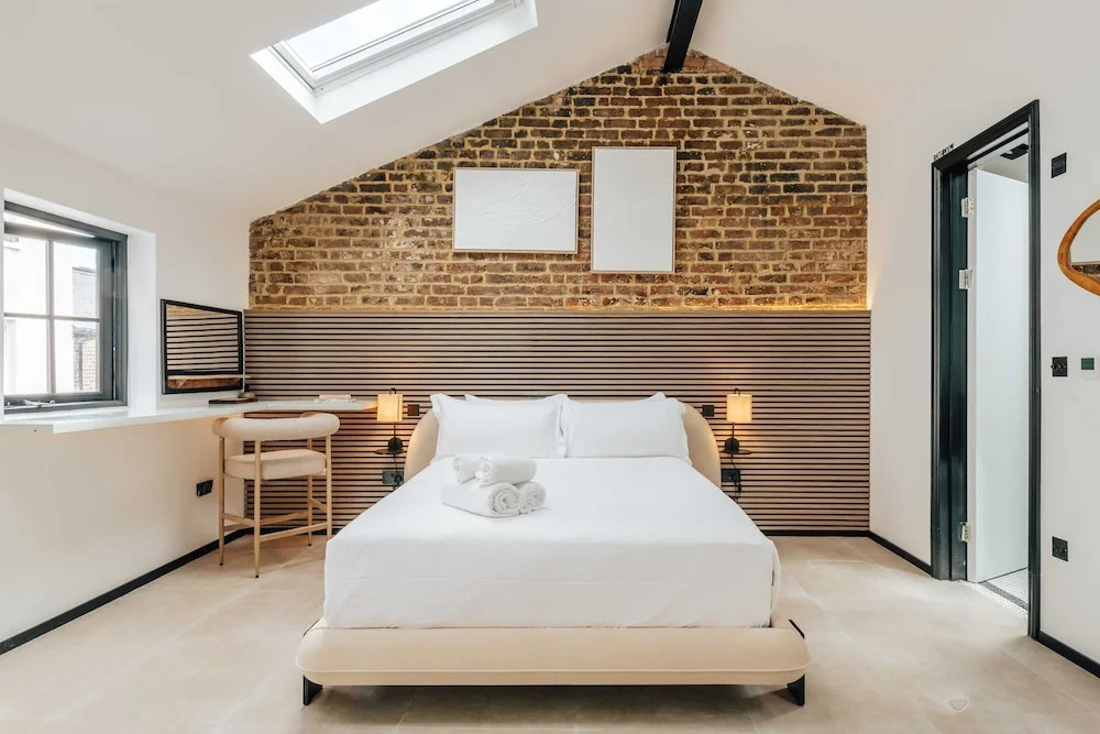 The Primrose Mews in Greater London