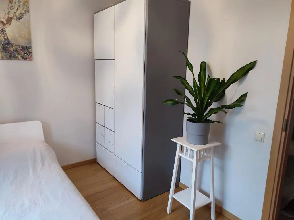 Cozy 2-bedrooms apartment in a new complex near the center and the sea