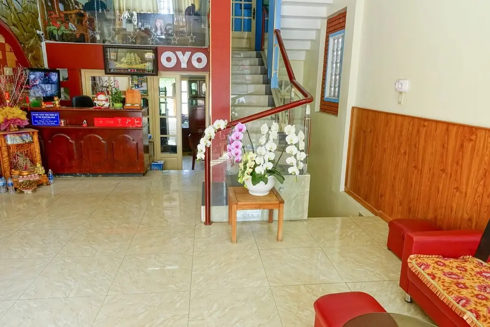 OYO 827 Bach Duong Hotel
