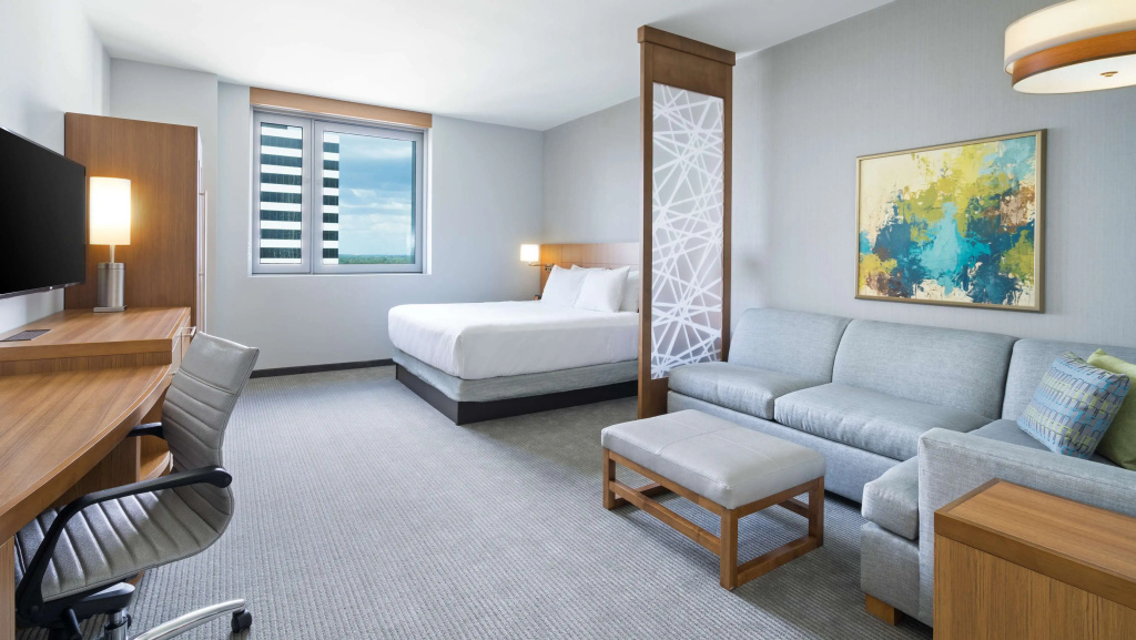 Hyatt Place St. Petersburg/Downtown