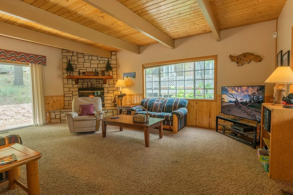 Sledhill Lodge