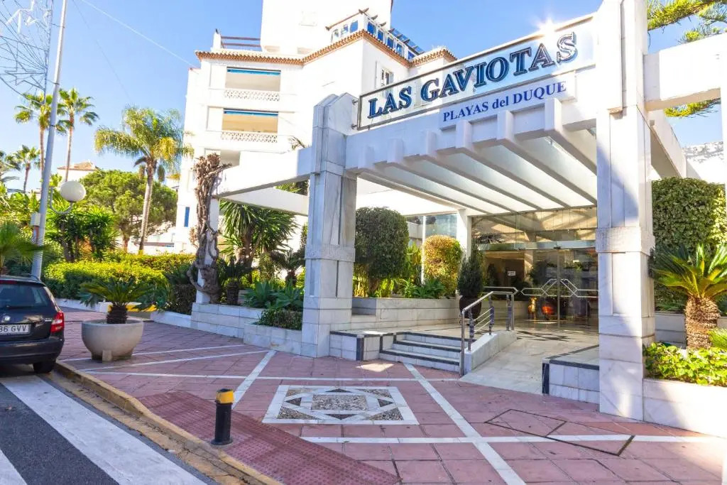 Luxury 5* 3 beds apartment in Playas del Duque, Puerto Banus Marbella