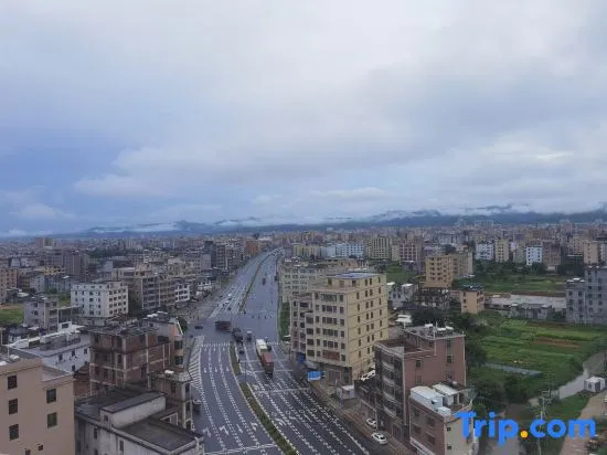 Vienna International Hotel (Shantou Chendian International Branch)