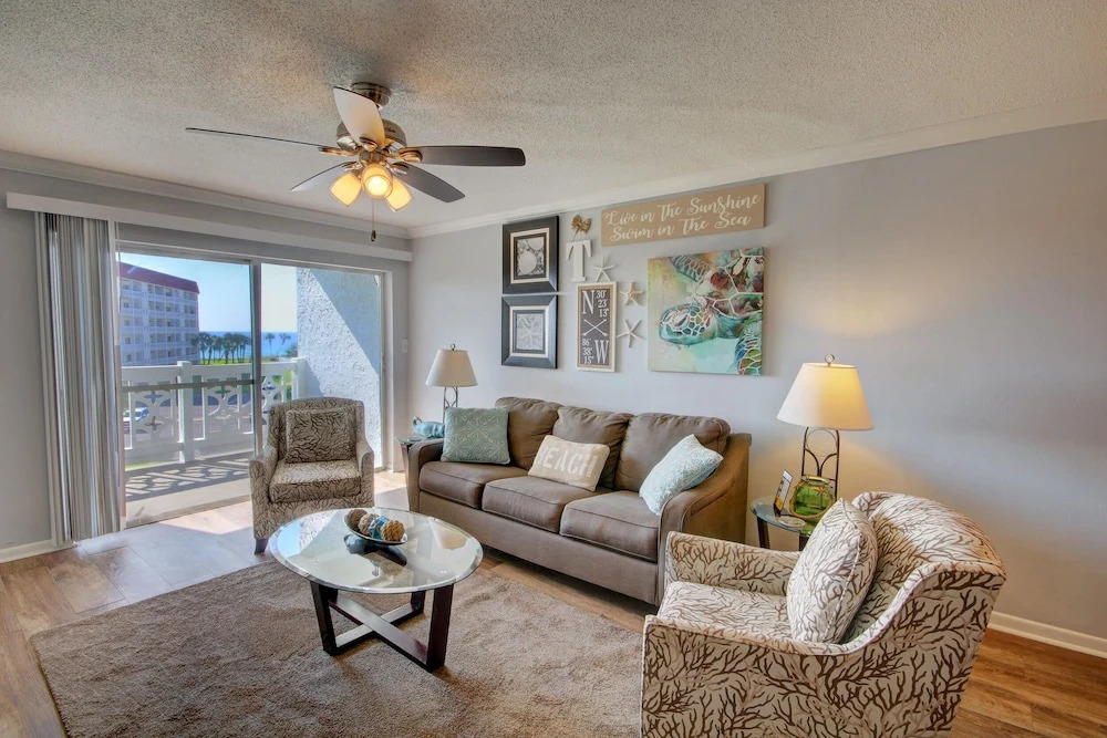 243 El Matador 2 Bedroom Condo by RedAwning