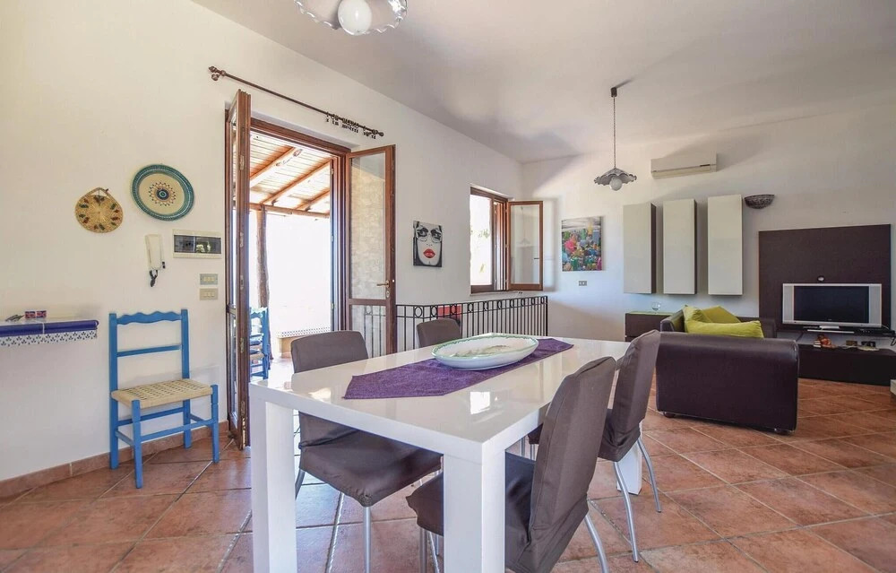Beautiful Home in Custonaci With 4 Bedrooms, Wifi and Outdoor Swimming Pool