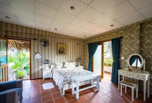 Sea Lion Beach Resort & Spa Ii