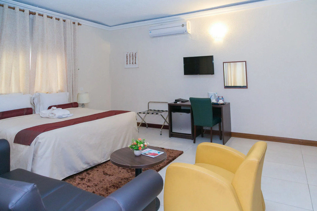 Alisa Hotel Labone