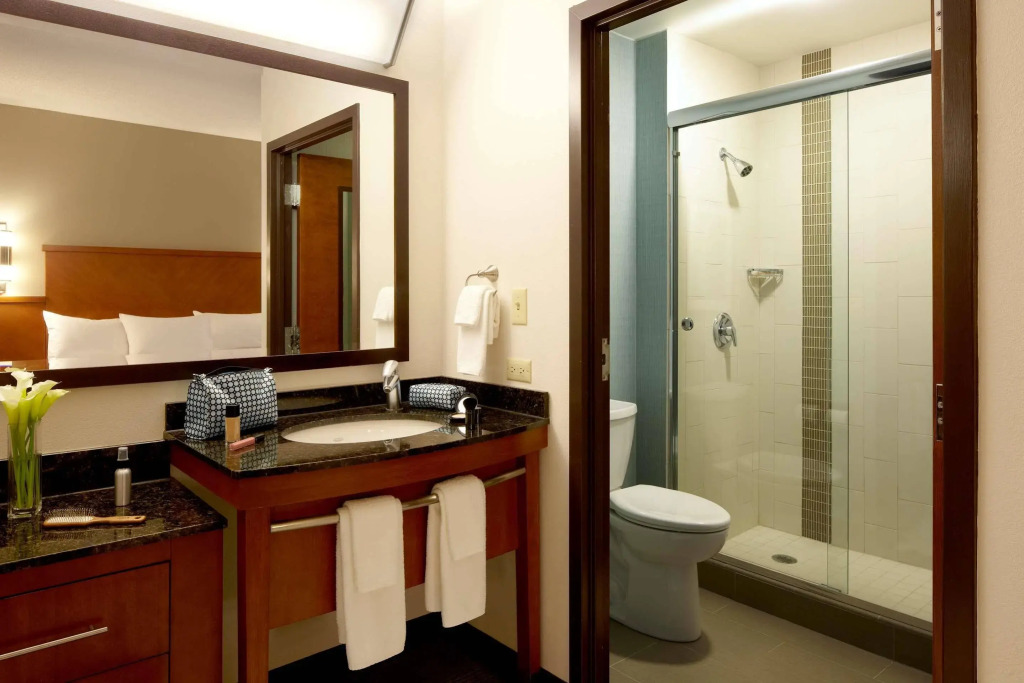 Hyatt Place Sterling Dulles Airport North