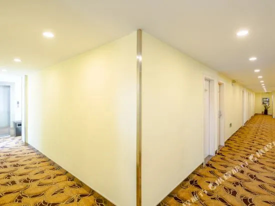 Fest Hotel Chain (Jiuhuashan Subway Station)
