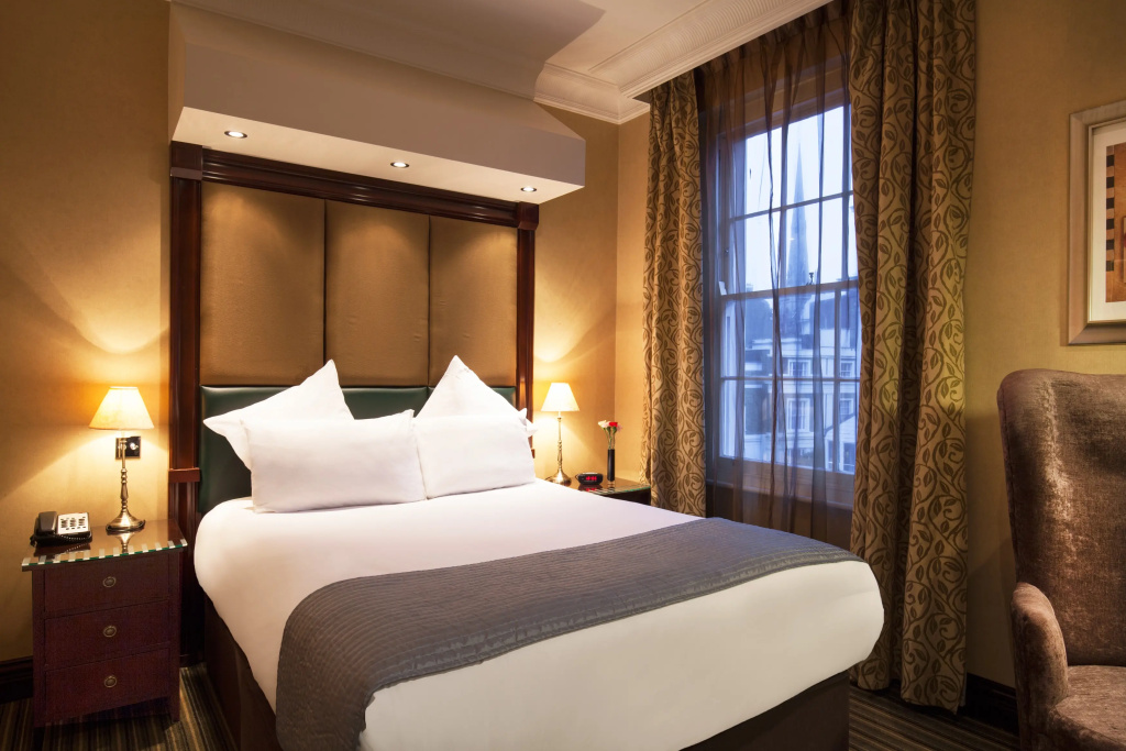 Sunday London Paddington Hotel