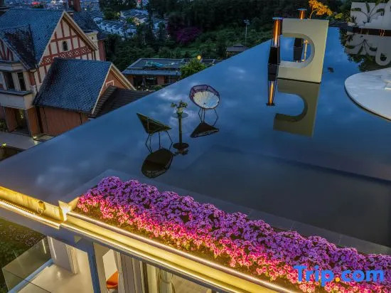 Lanyue Li Sky City Natural Mineral Hot Spring Resort 360° View Villa