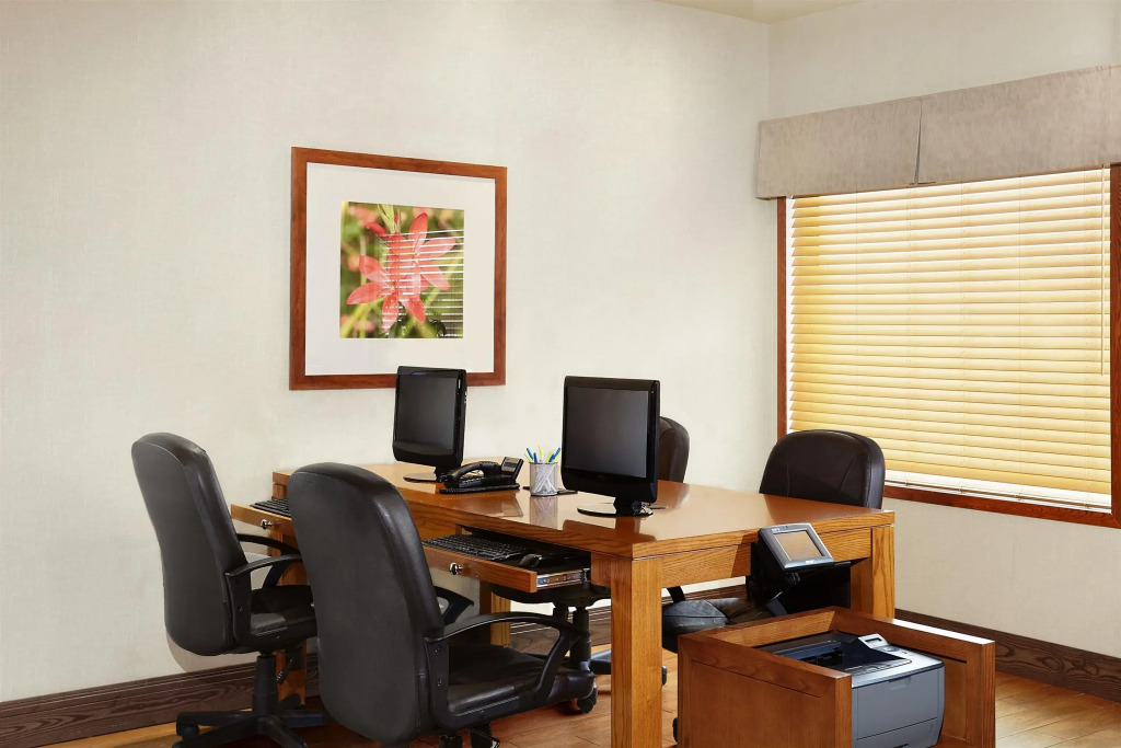 Four Points by Sheraton Saskatoon