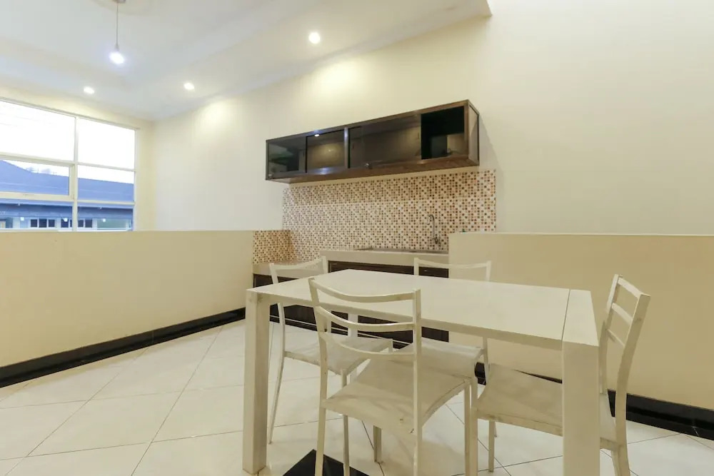 RedDoorz @ Felicia Residence Manahan Surakarta