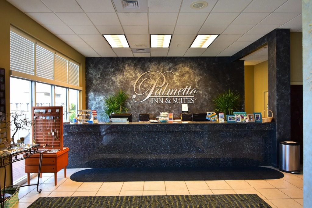 Palmetto Beachfront Hotel, a By The Sea Resort