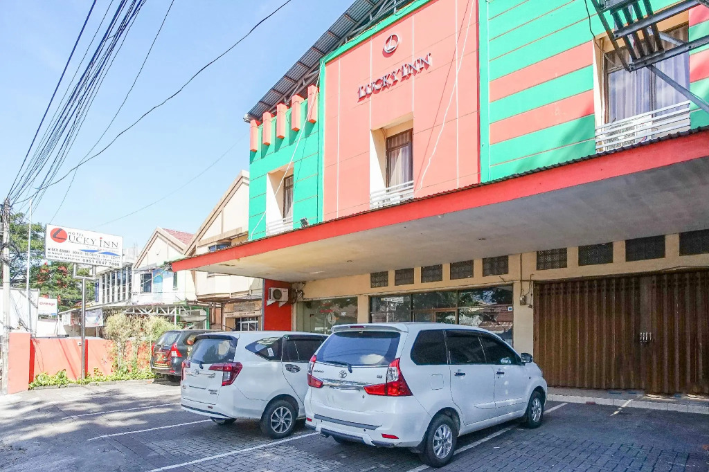 Hotel Lucky Inn