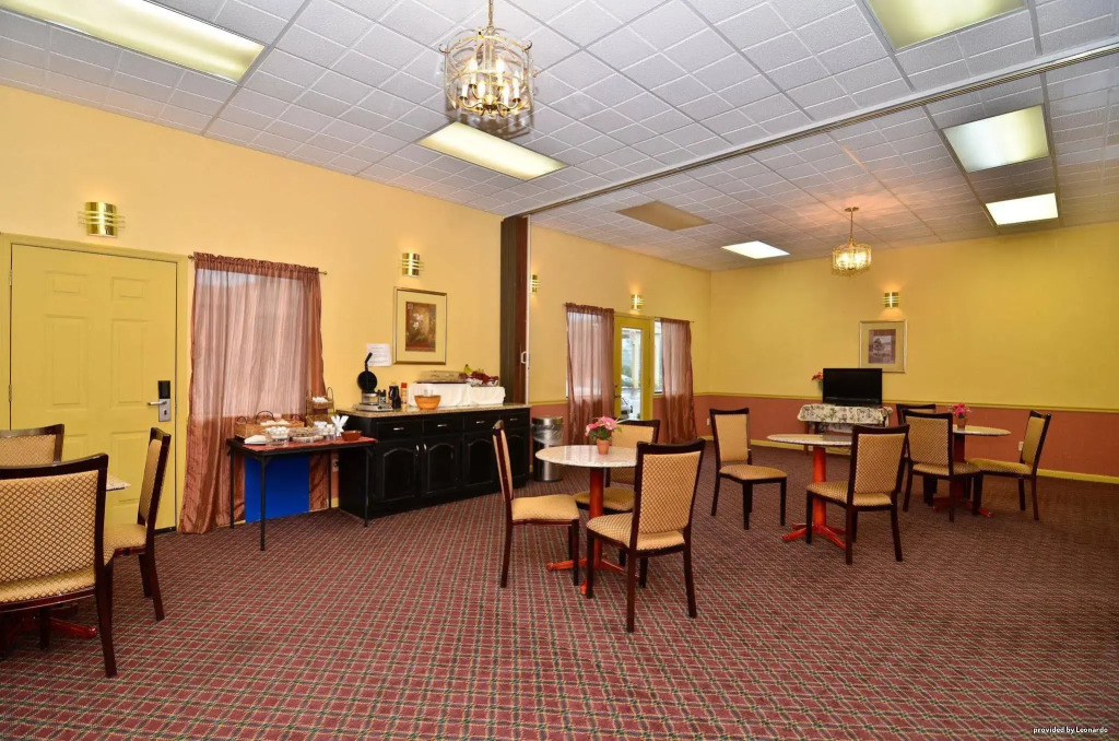Econo Lodge Inn & Suites near Chickamauga Battlefield