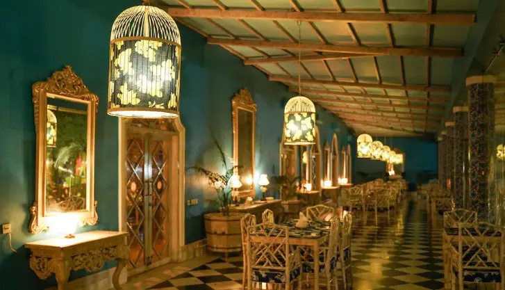 Raj Niwas Palace