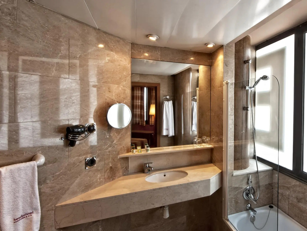 Hotel Aristol