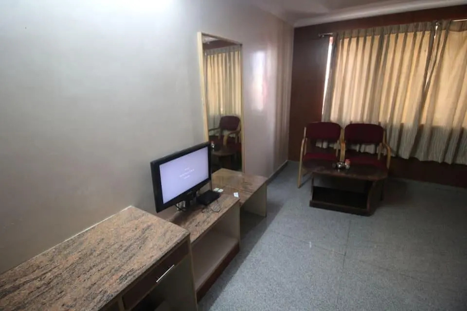 Hotel V Inn