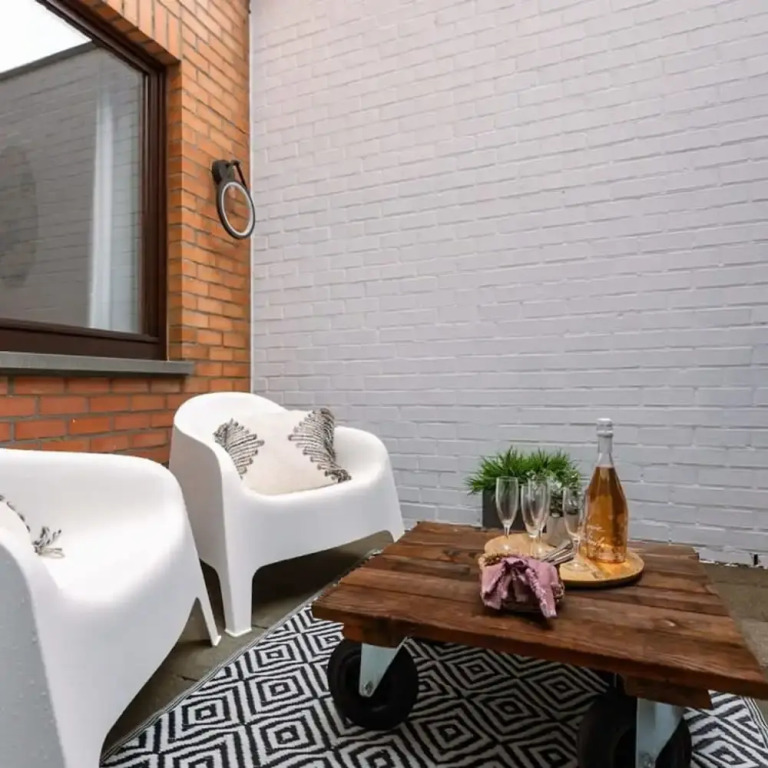 Boulevard Apartment Near the Beach