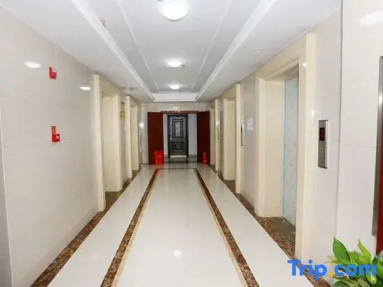 Zhuzhou Tianze Art Apartment (Hongqi Square)