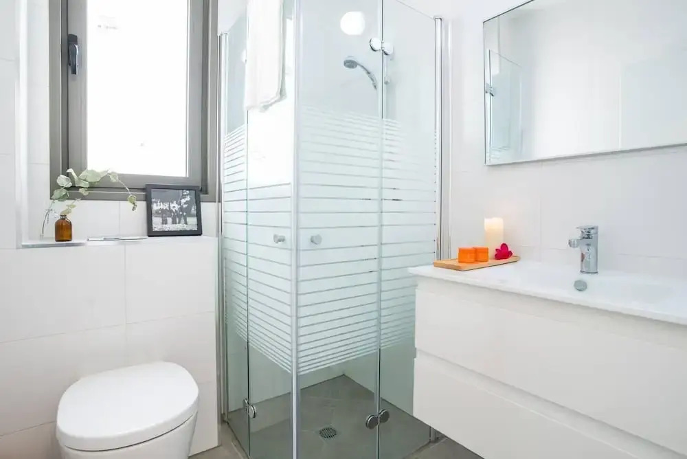 Panoramic Sea Views Coastal Escape by Sea N' Rent