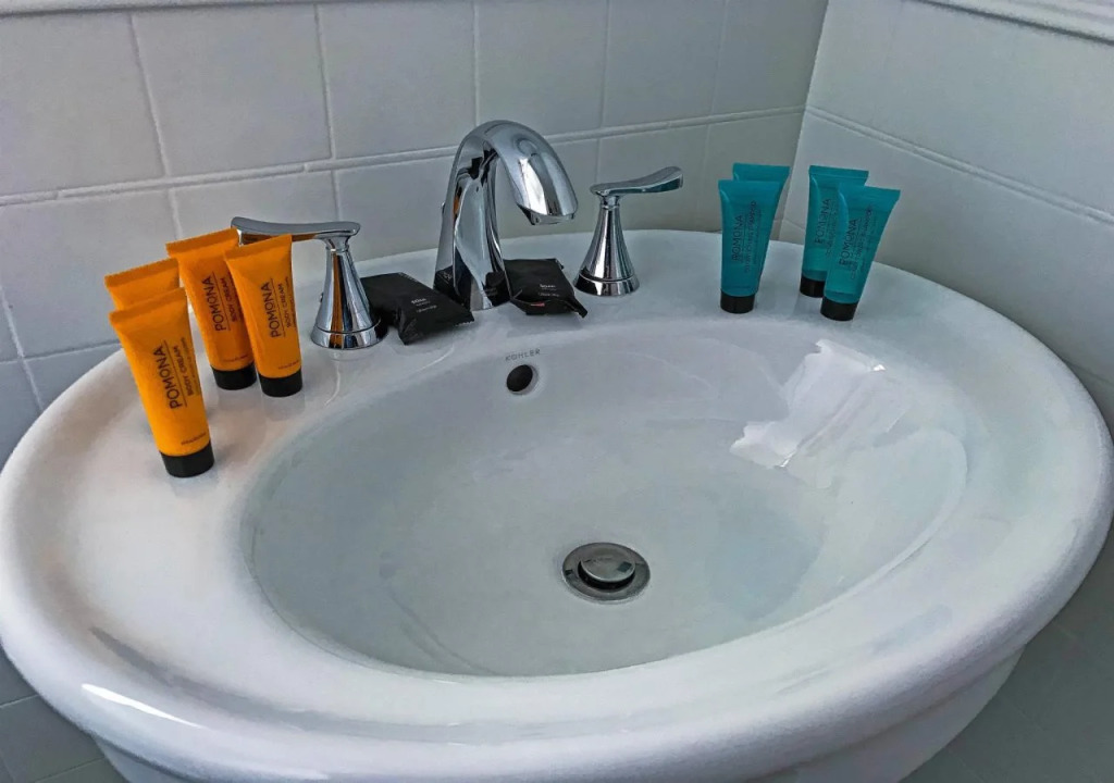 Americas Best Value Inn Golden Bear Inn
