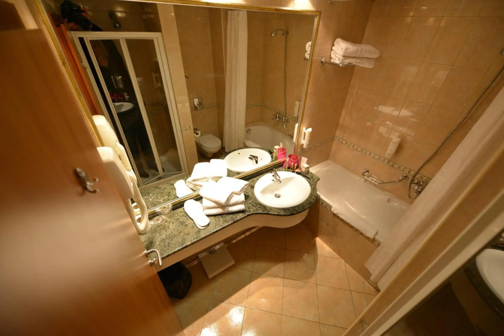 Hotel Karpos