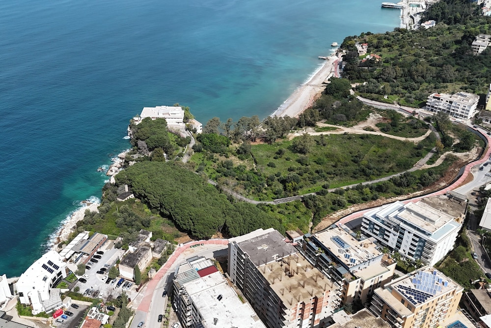 Holiday One Bedroom Sea View Apartment Vlore