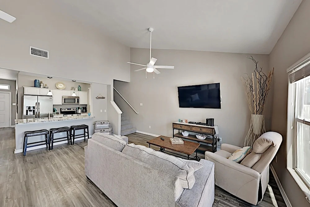 Island Getaway W/ Pools - Near Beach & Waterpark 3 Bedroom Townhouse