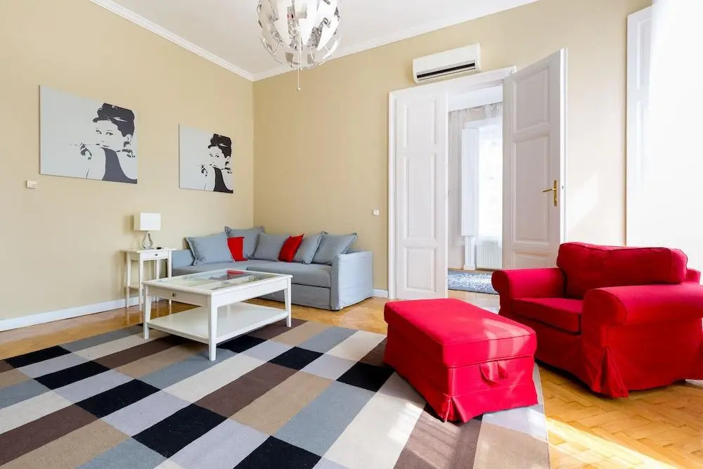 Király home by STN