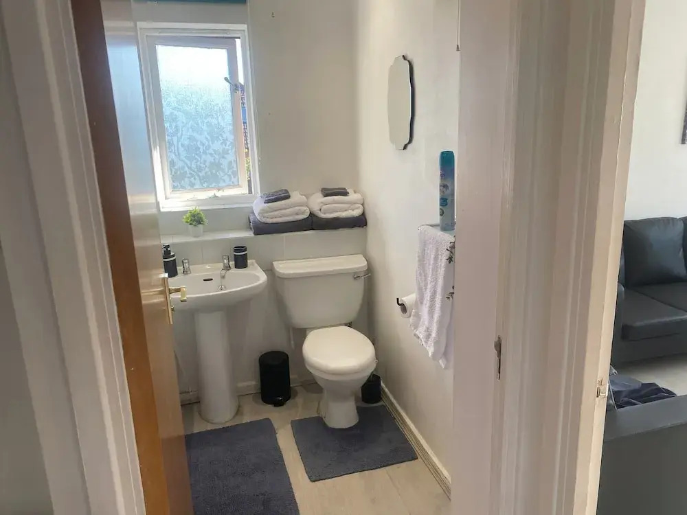 Beckton Docklands - 1 Bedroom - Sleeps 4 - Wifi