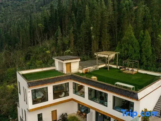 Hidden Reading·Fengyu Scenic Resort (Wanfenglin)