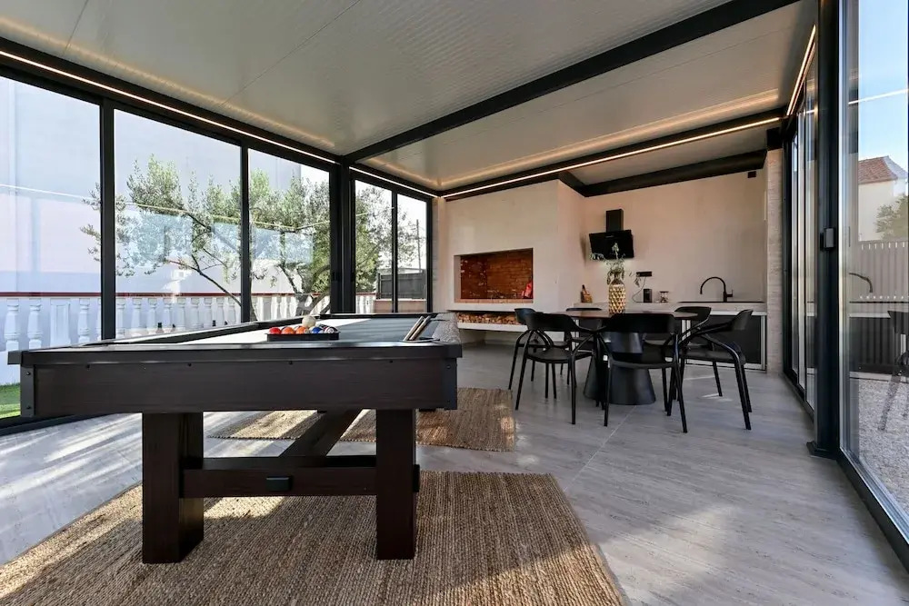 Villa Skyfall