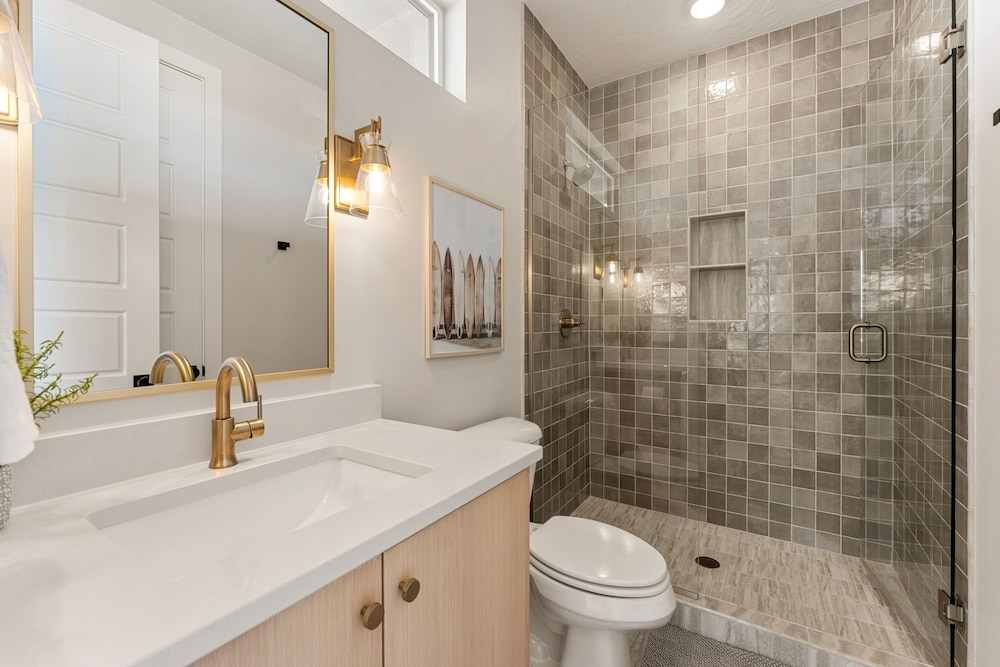 Sunset Pearl At Desert Color 8 Bedroom Townhouse