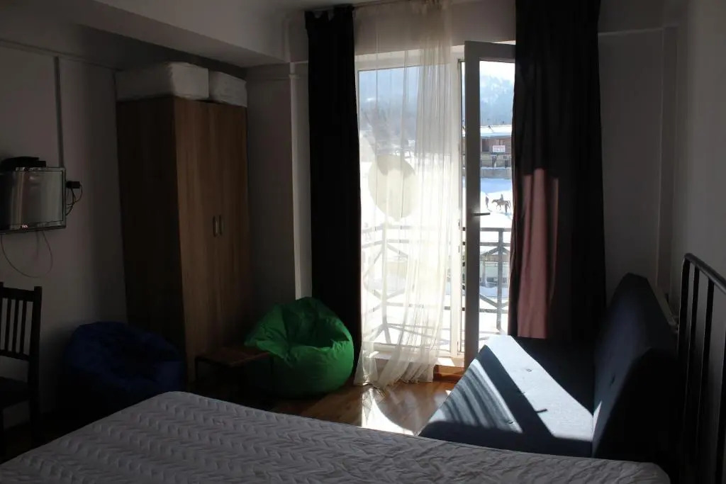 Hotel Mgzvarebi Flat -204