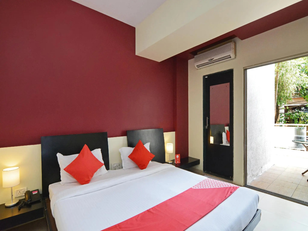 Capital O 22124 Hotel Lotus Residency