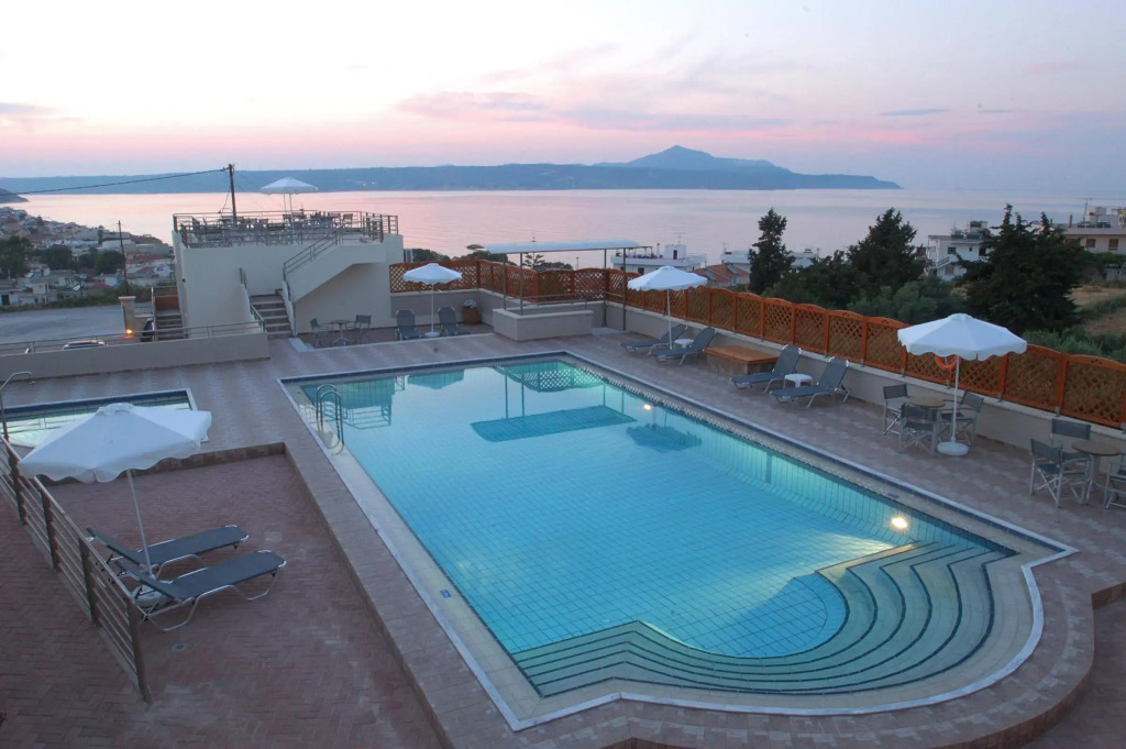 Sunrise Suites & Apartments