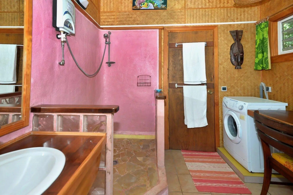 Marks Place Moorea