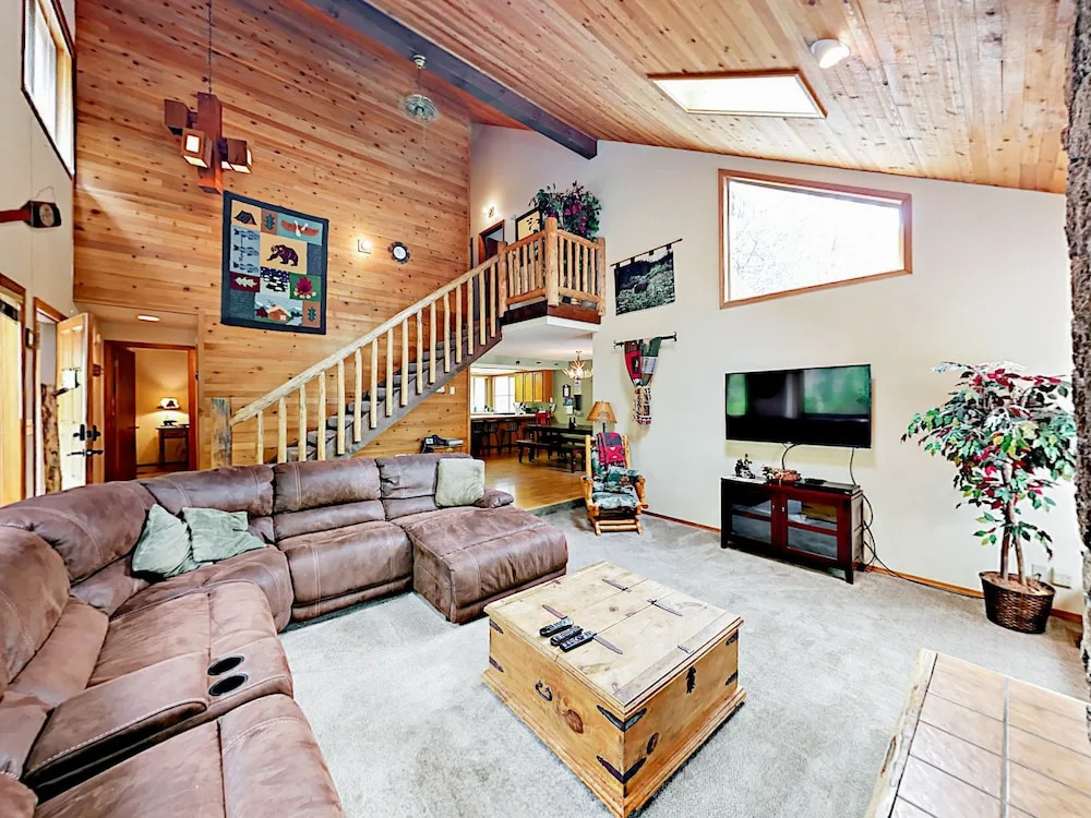 17 Camas Lane