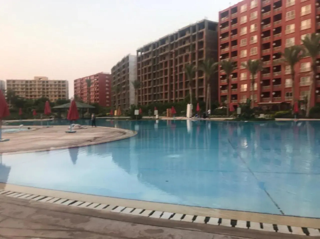 Furnished Two-Bedroom Chalet in Porto Golf