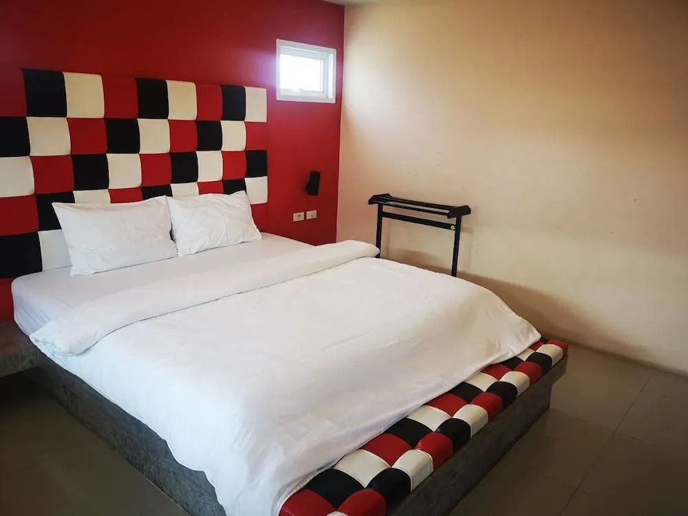 Suwannaphum Trang Resort