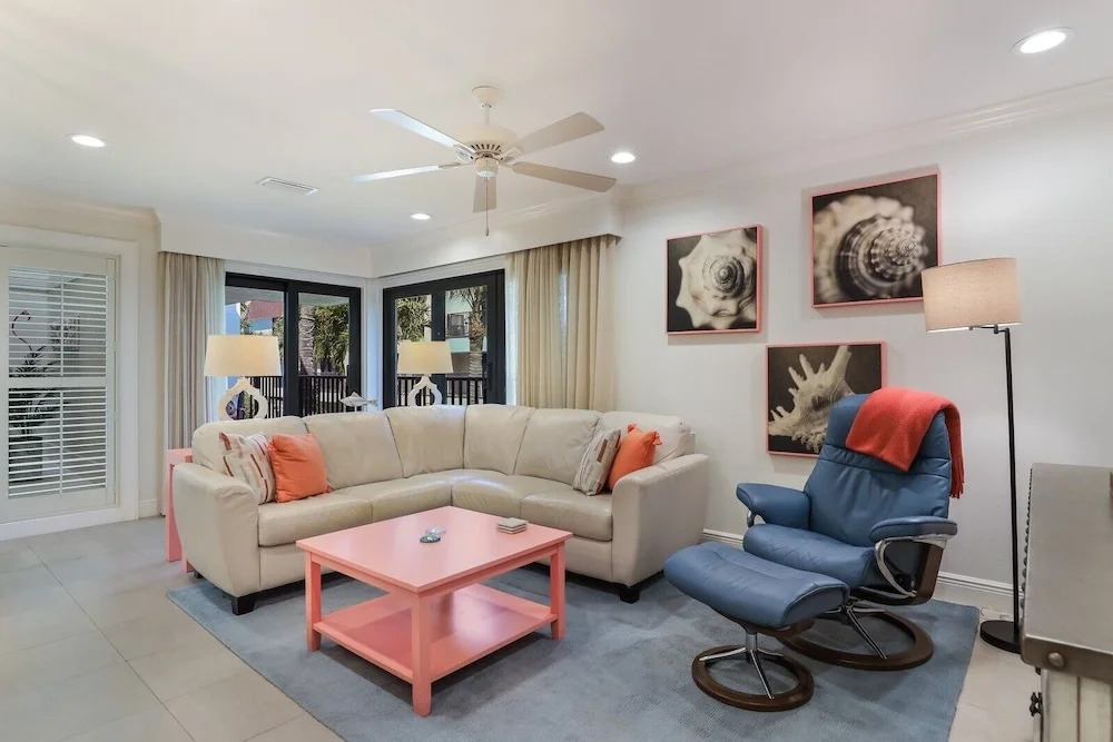 Waters Edge 104s 2 Bedroom Condo by RedAwning