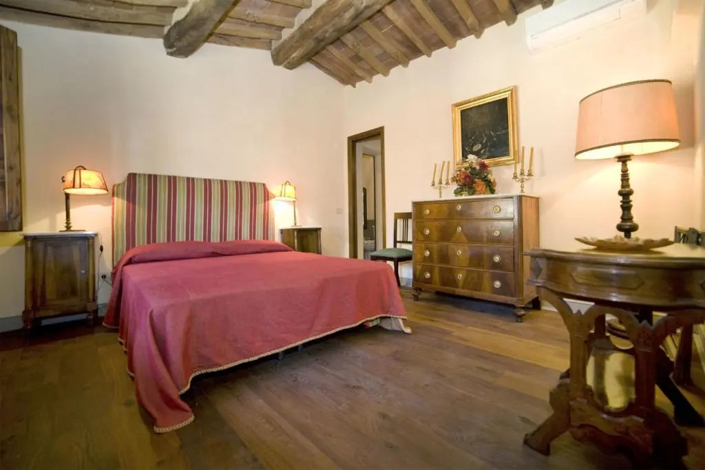Torre Di Montelopio by Salogi Villas