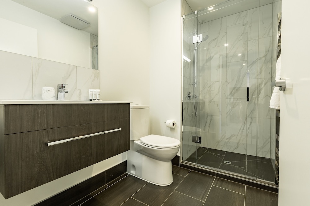 Lovely Apartment Near Myers Park in CBD